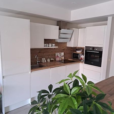 "Modern Apartment Matutu" - Parking Is In The Garage Makarska Kültér fotó