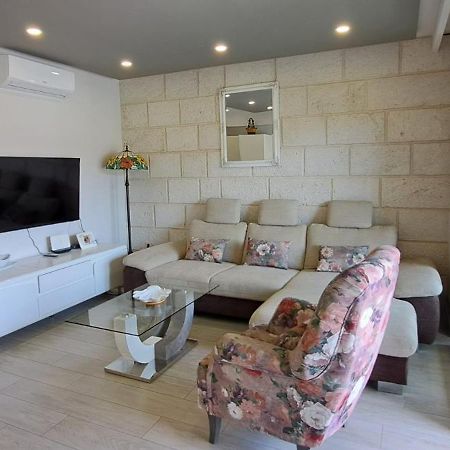 "Modern Apartment Matutu" - Parking Is In The Garage Makarska Kültér fotó