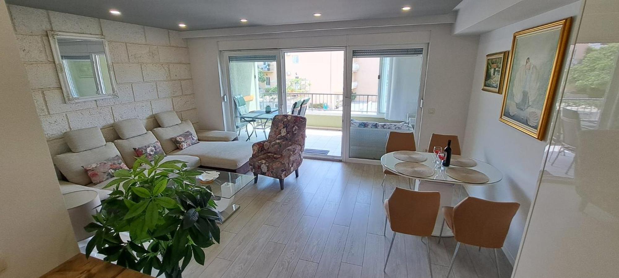 "Modern Apartment Matutu" - Parking Is In The Garage Makarska Kültér fotó